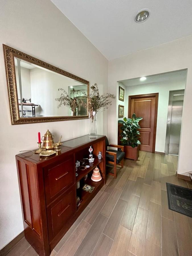 Appartement Piso En Pleno Centro De Mino Derecha Extérieur photo